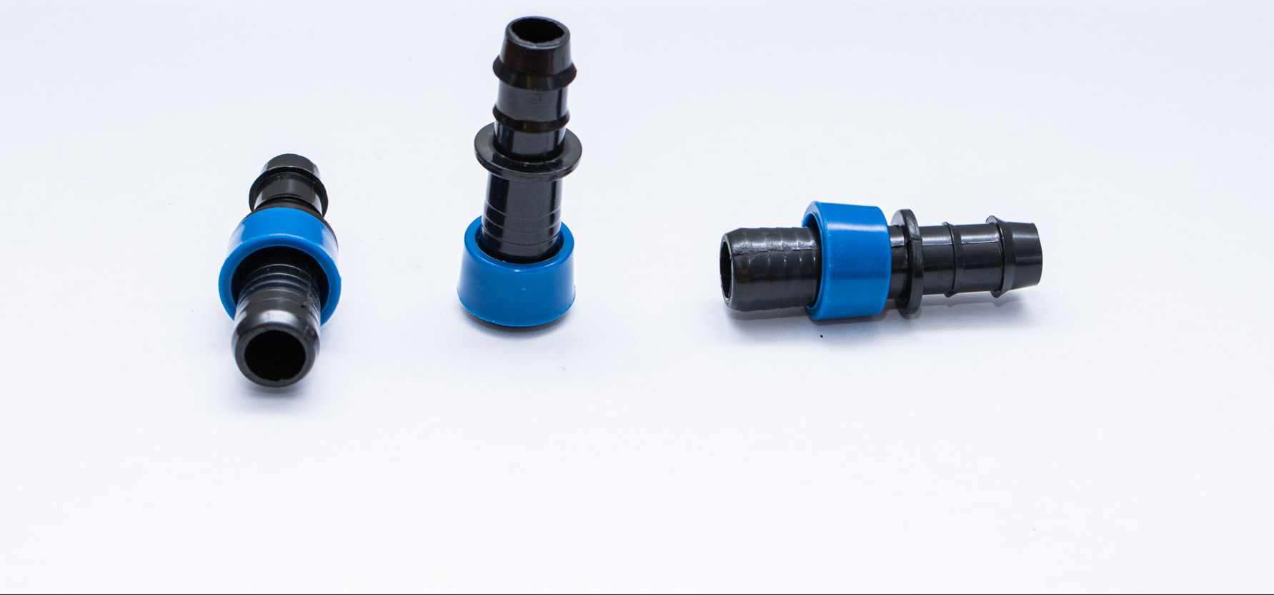 Locking Barbed Coupling